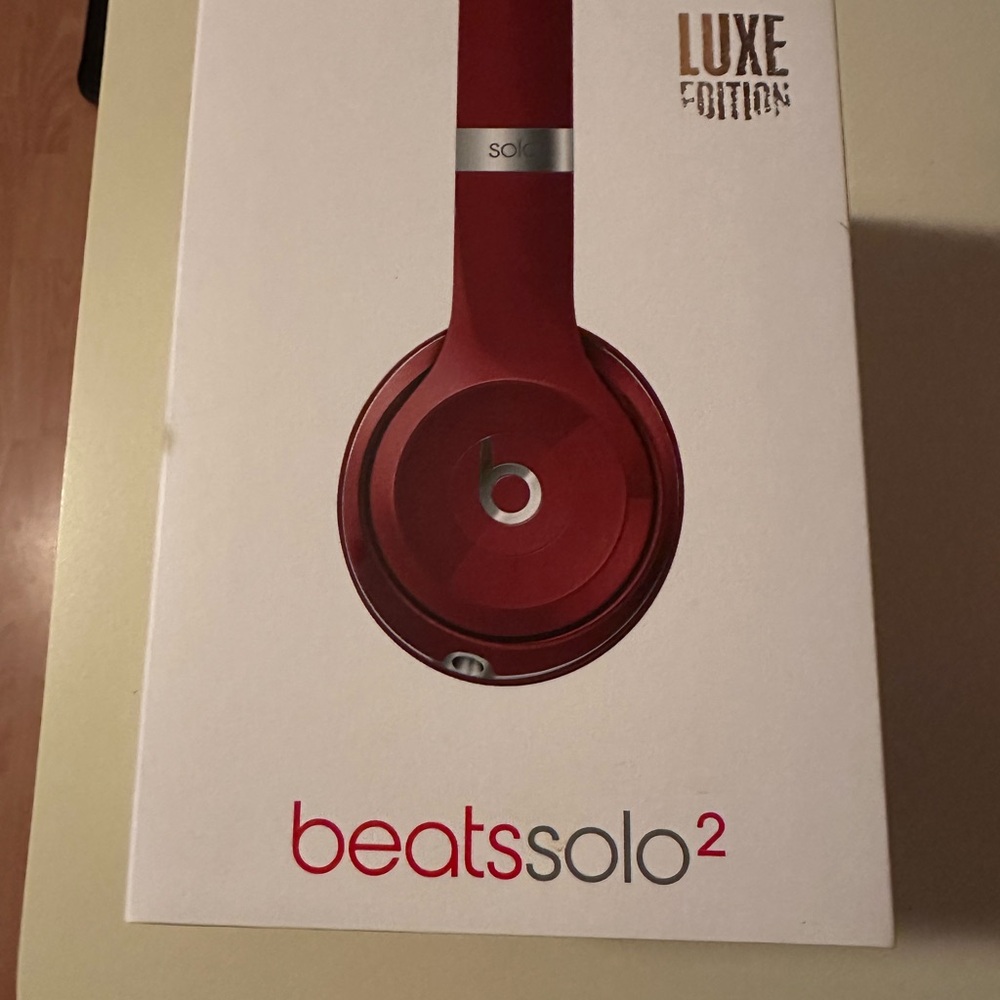 Beats by Dre Solo2 Luxe Edition Red Over-Ear Headphones